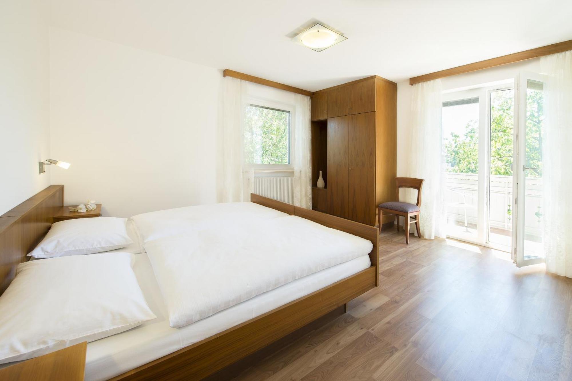 Pension Etschland Tirol Rom bilde